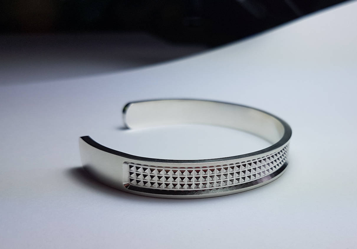 Pyramid Bangle Jewelry
