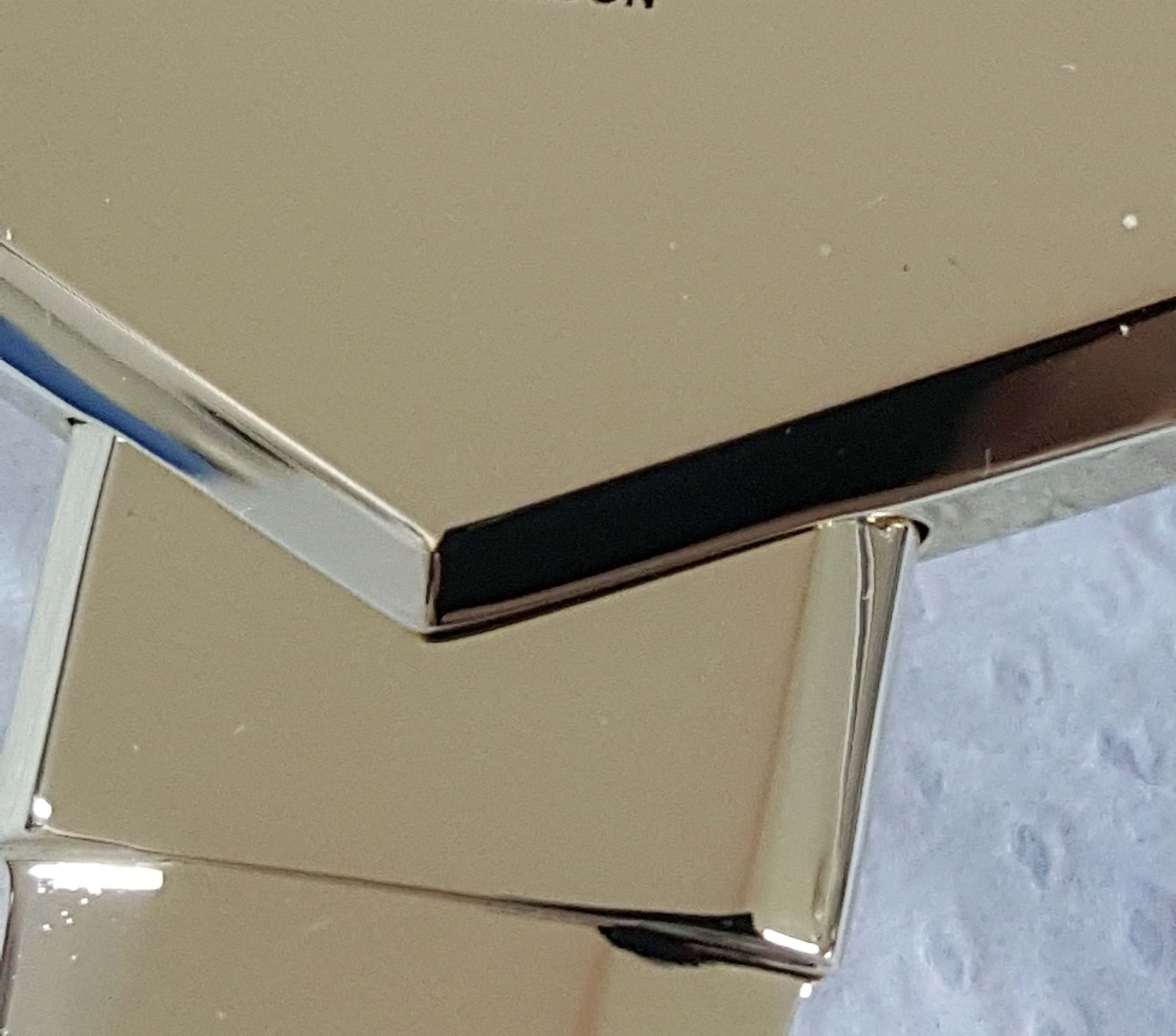 Assembly of three pieces: casting-stamping-cnc machining.