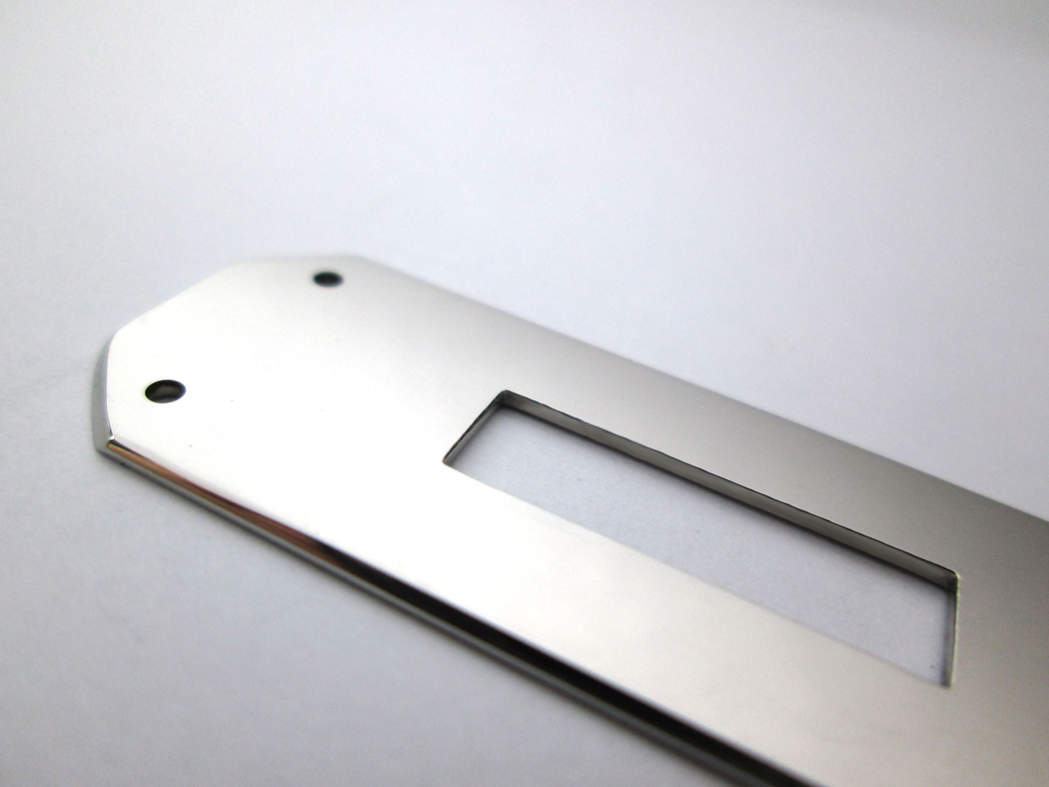 Stamped brass plate nickel plated for ladies handbag.